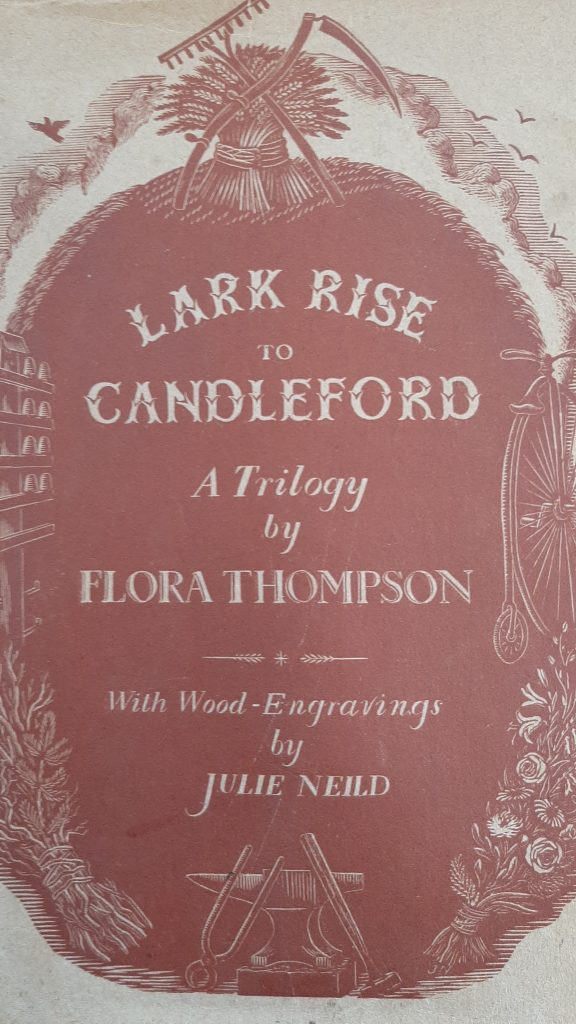 Modern Classics Lark Rise To Candleford by Flora Thompson